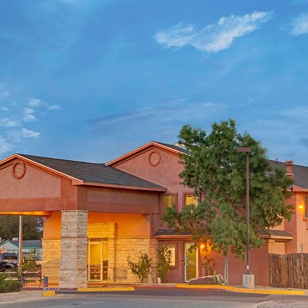 ซูเปอร์ 8 บาย วินด์แฮม เบเลน นิวเม็กซิโก Hotel Belen ภายนอก รูปภาพ